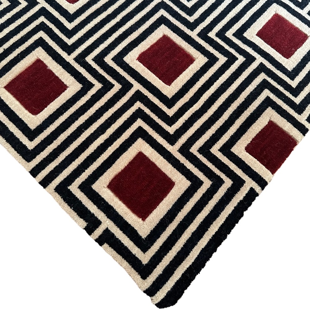 5’ x 8’ Geometric Wool Rug with Handmade Border/Finish, Multicolor